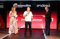 Mondelo: "Ya hemos llorado la falta de Alba, hay que arar el campo con los bueyes que tenemos"