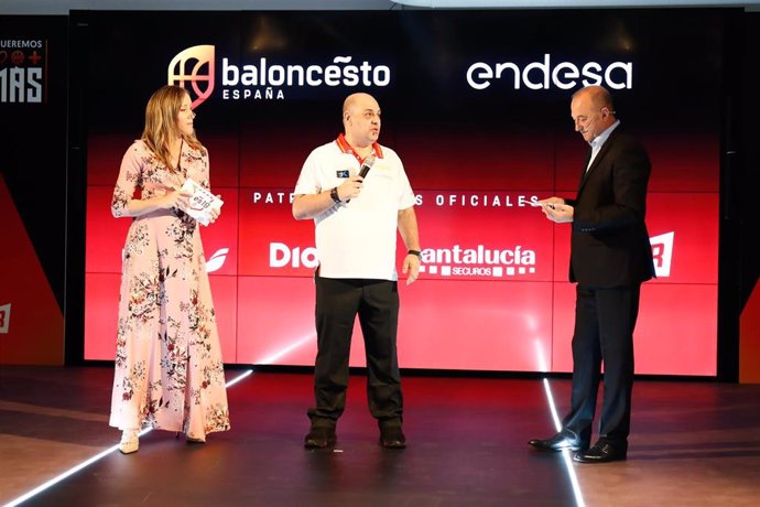 Presentación de la Selección Femenina de Baloncesto en el espacio THECUBE de Madrid