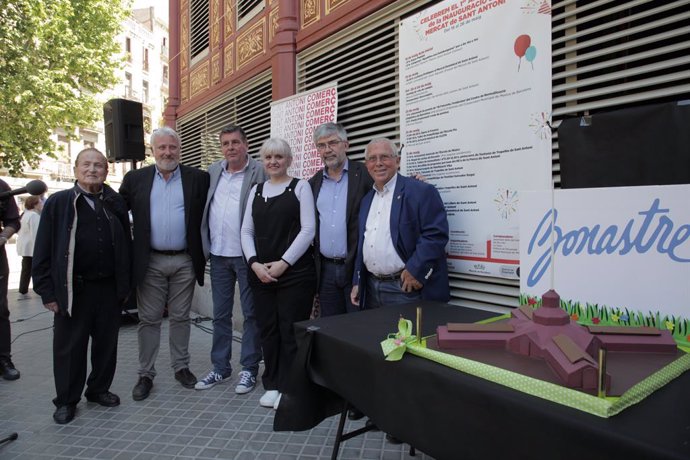 El Mercat de Sant Antoni de Barcelona celebra el seu primer aniversari amb més de 20 activitats
