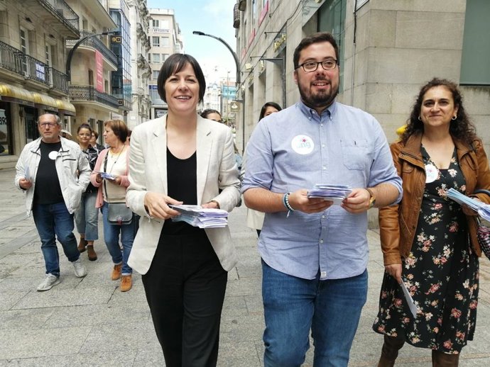 Artistas, escritores y músicos presentan un manifiesto contra la "desertización cultural" registrada en Vigo