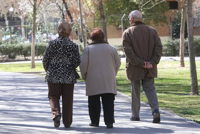La pensión media de jubilación alcanza los 1.208,9 euros en mayo en Cantabria