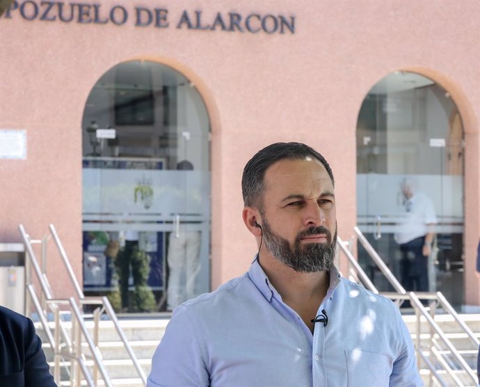 El líder de VOX, Santiago Abascal, visita Pozuelo de Alarcón