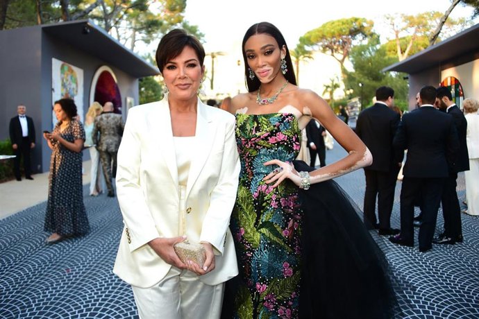 Winnie Harlow deslubra en la gala amfAR en Cannes