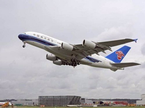 Las tres mayores aerolíneas chinas reclaman a Boeing compensaciones por dejar en tierra sus 737 MAX