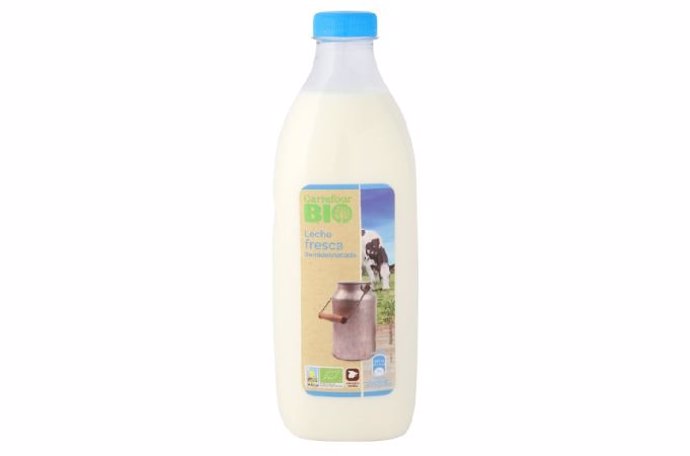 Carrefour presenta su primera leche fresca bio