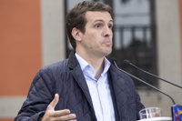 Casado dice que el PP puso el "grito en el cielo" para exigir la suspensión de presos y que no va a "pasar ni una"