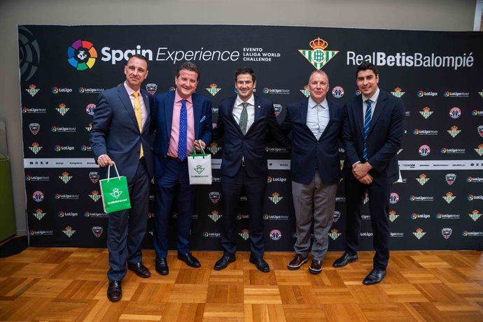 Fútbol.- LaLiga y el Betis recopilan las tendencias de la industria deportiva en el 'SpainExperience' de Washington