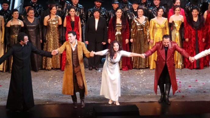 El tenor Juan Diego Flórez aplaza por enfermedad el concierto previsto para el día 26 de mayo en Oviedo (España)