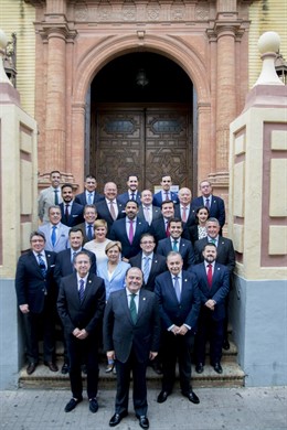 Sevilla.- Javier Gómez presenta candidatura a Hermano Mayor de San Bernardo para conseguir "una Hermandad más cercana"