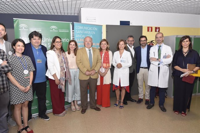 Un centenar de comunicadores sanitarios andaluces analizan en el Hospital Reina Sofía de Córdoba los retos del sector