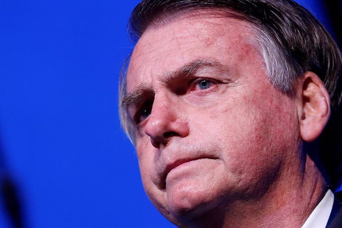 Brasil.- Los brasileños que rechazan la gestión de Bolsonaro superan por primera vez a quienes le apoyan