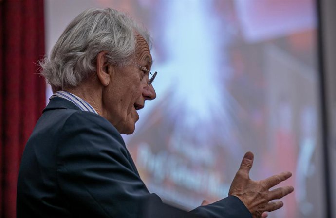 El Premio Nobel de Física 2018, ofrece la conferencia 'La luz extrema y su importancia en la ciencia europea'