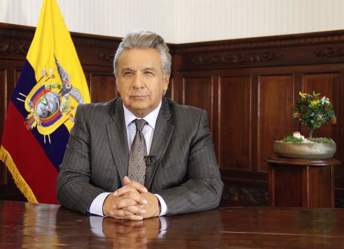 Ecuador.- Jubilados ecuatorianos se manifiestan para exigir al Gobierno el pago de compensaciones