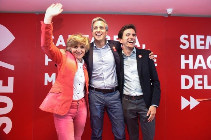 26M.- Zuloaga: "Para Cambiar Las Cosas En Cantabria Hace Falta Cambiar Al Presidente Del Gobierno"