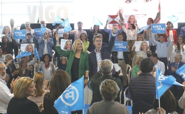 26M.-Feijóo pide para Elena Muñoz el voto de quienes le apoyaron a él en autonómicas y advierte: "No os dejéis insultar"