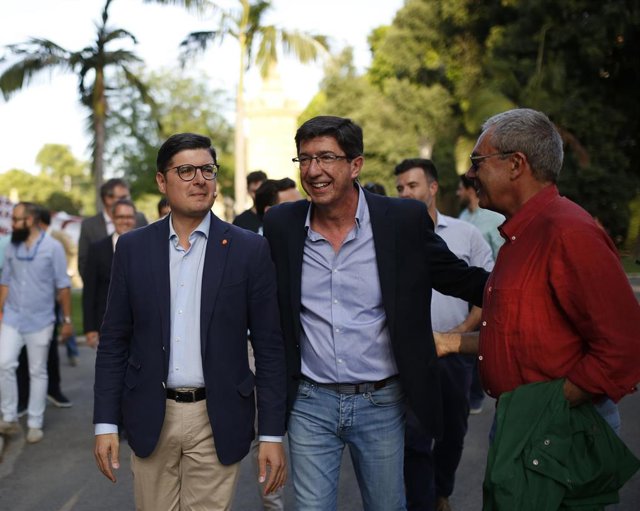 El portavoz de Cs en Andalucía, Juan Marín, participa en el acto de cierre de campaña