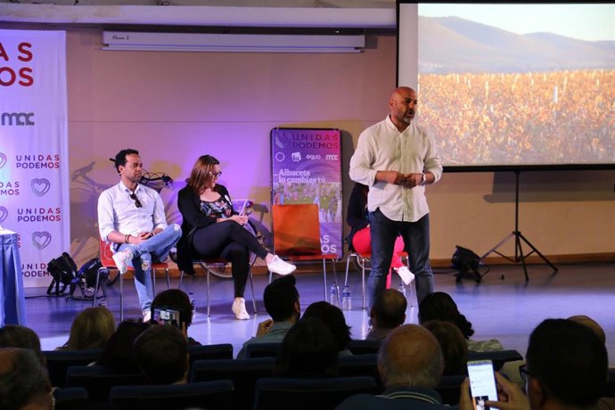 26M.- Unidas Podemos Cierra Campaña Pidiendo El Voto "A La Gente Progresista Y A La Gente Socialista De Corazón"