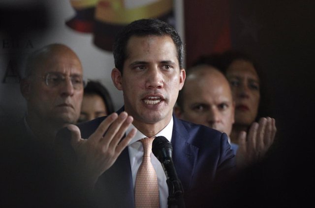 Guaidó confirma la "mediación" de Noruega pero aclara que no se prestará a una "negociación falsa"