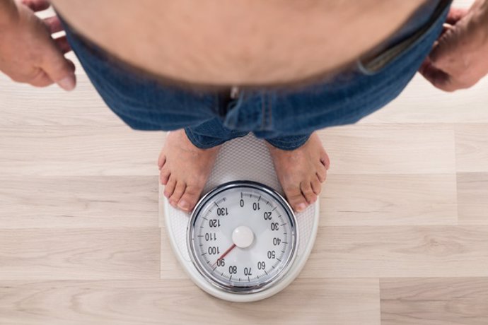 La testosterona puede ayudar a los hombres con hipogonadismo a perder peso 