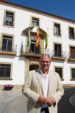 Jorge Romero, alcalde de Los Barrios