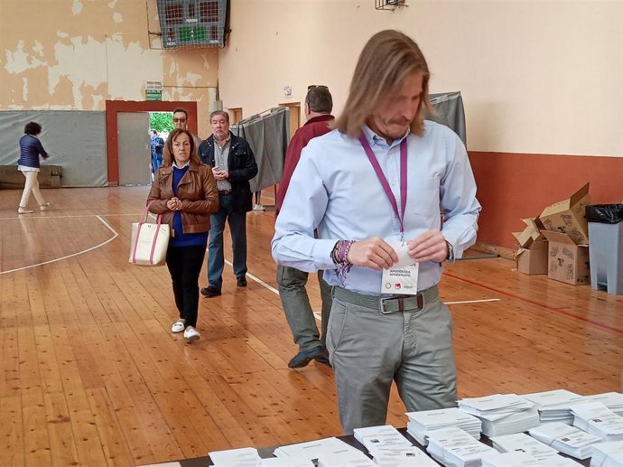 28A.- Fernández advierte de que Podemos "será la gran sorpresa" de estas elecciones y "formará parte del Gobierno"