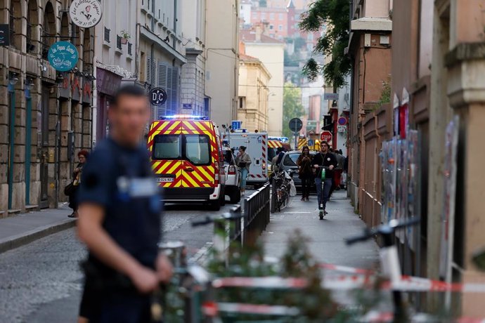Francia.- La Fiscalía antiterrorista busca al culpable de la explosión de un paquete bomba en Lyon