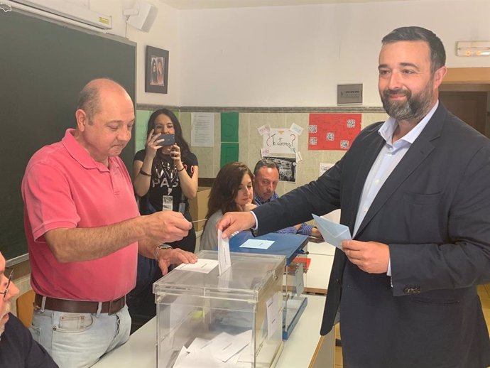 Córdoba.- 26M.- Rafael Saco espera que los cordobeses voten "masivamente" y que Vox tenga "una alegría" al final del día