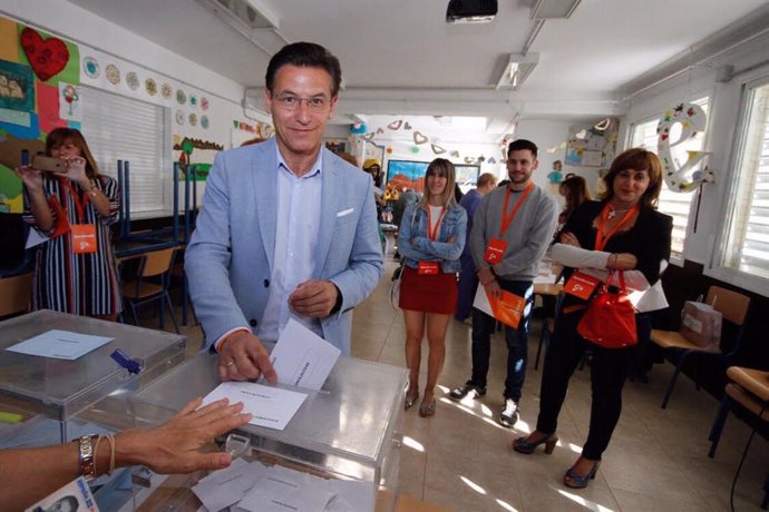 Granada.- 26M.- Luis Savador (Cs) anima a votar sin "miedo" en un "día que puede ser histórico"