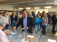 Company vota en Palma y anima al electorado a "reflexionar" antes de ir a las urnas
