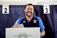 El partit de Salvini aconsegueix una contundent victòria a Itàlia i l'M5E queda tercer