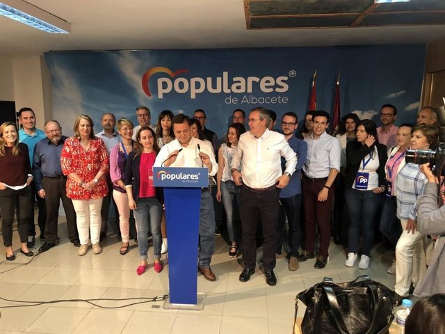 ...26M.- Tuit Serrano