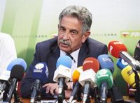 Revilla hablará "con todos" menos con Vox para gobernar con un pacto "estable"