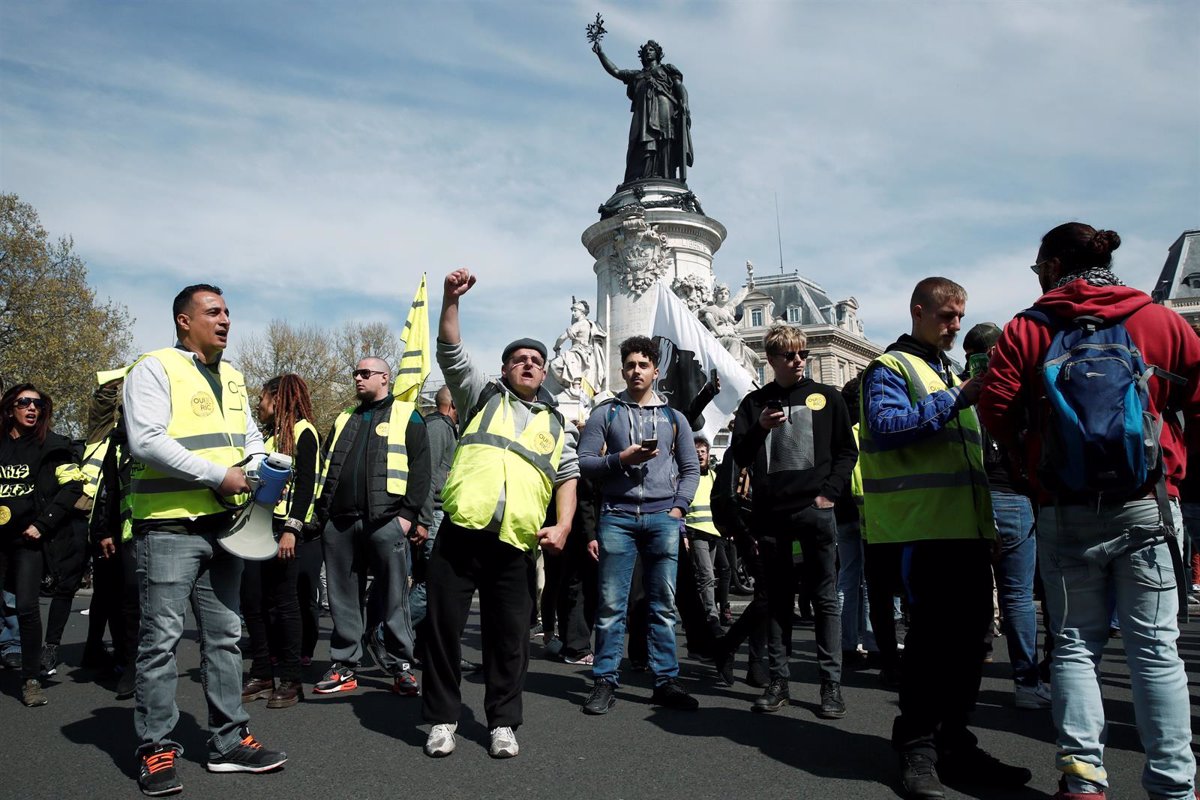Les « gilets jaunes » ne peuvent pas entrer en politique en France