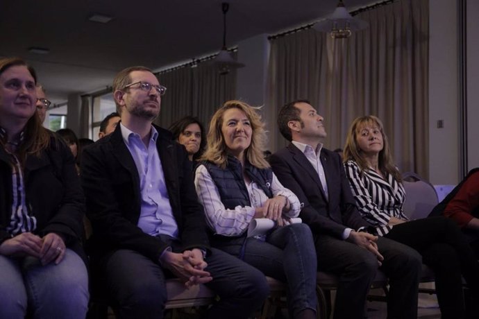 Maroto (PP) critica en Asturias la "complicidad" de Sánchez (PSOE) con "independentistas y políticos presos" 