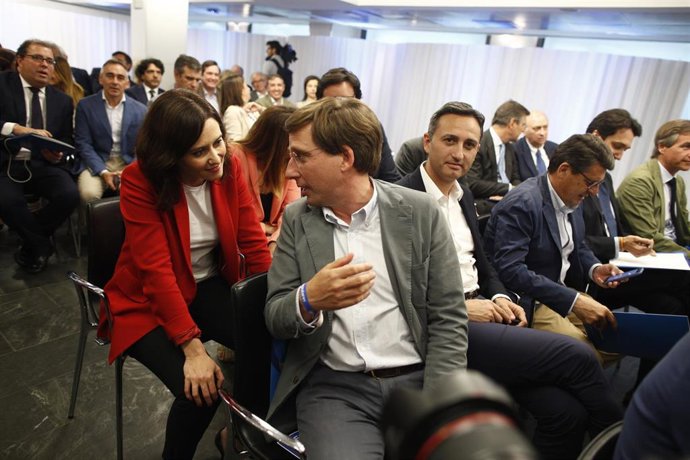 Reunión de la Ejecutiva del PP un día después de las elecciones del 26M
