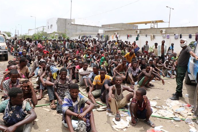 Yemen.- Más de 2.300 migrantes etiopes detenidos en "condiciones adversas" en Yemen volverán a su país esta semana
