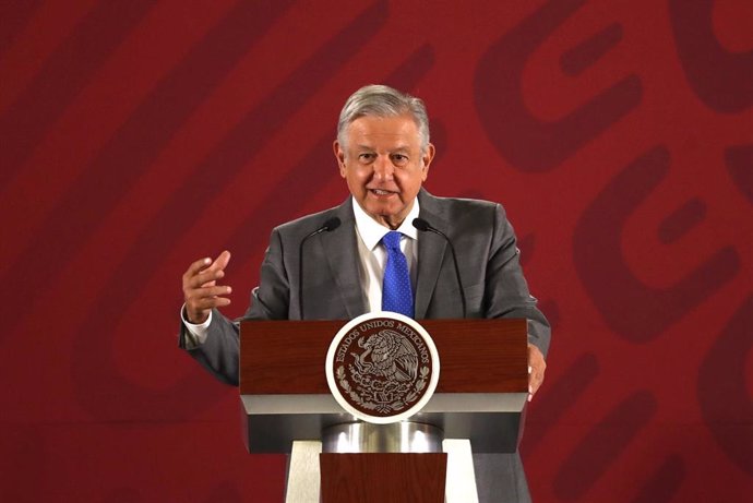 López Obrador acepta la dimisión de la ministra de Medio Ambiente por retrasar un vuelo al llegar tarde