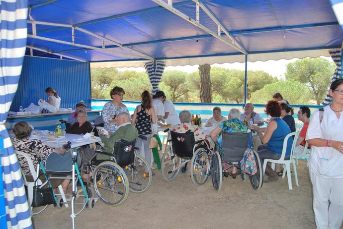 [Grupohuelva] Nota Y Fotos Población Atendida Servicios Sociales Comunitarios