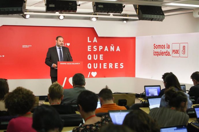 Reunión de la Ejecutiva del PSOE un día después de las elecciones del 26M