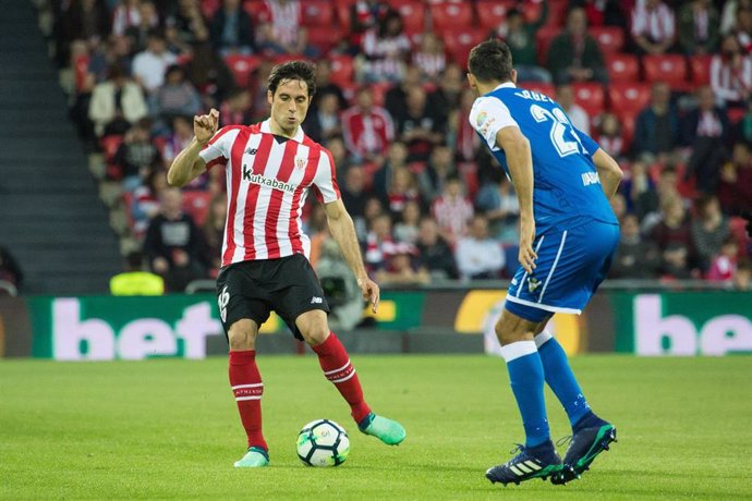 Etxeita of Athletic Club and Celso Borges of RC Deportivo in action during the Santander League (La Liga) match played in San Mames Stadium between Athletic Club and RC Deportivo in Bilbao, Spain, at Abr. 14th 2018. Photo UGS/AFP7