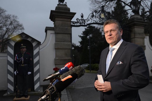 Preparations for run-off of Slovak presidential election