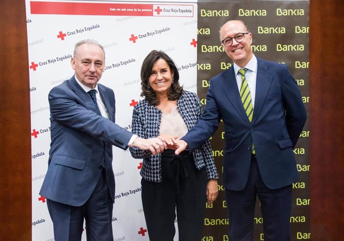 Bankia apoya con 450.000 euros programas sociales de Cruz Roja en 2019 que promueven la empleabilidad