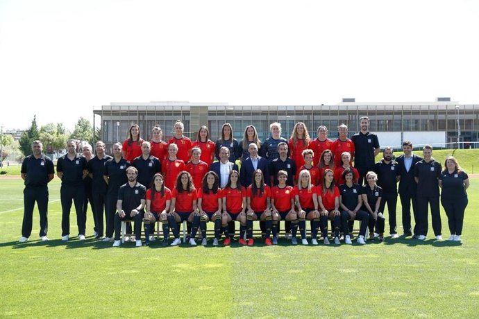 Fútbol/Selección (F).- Luis Rubiales tiene claro que la selección femenino hará "un papel tremendo" en el Mundial