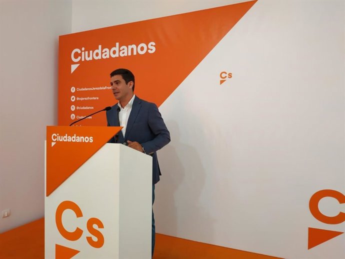 Cádiz.-26M.- Sergio Romero: "Ciudadanos va a cambiar el panorama en muchos lugares de la provincia"