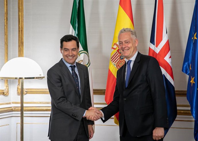 El Presidente De La Junta, Juanma Moreno, Recibe Al Embajador Del Reino Unido En