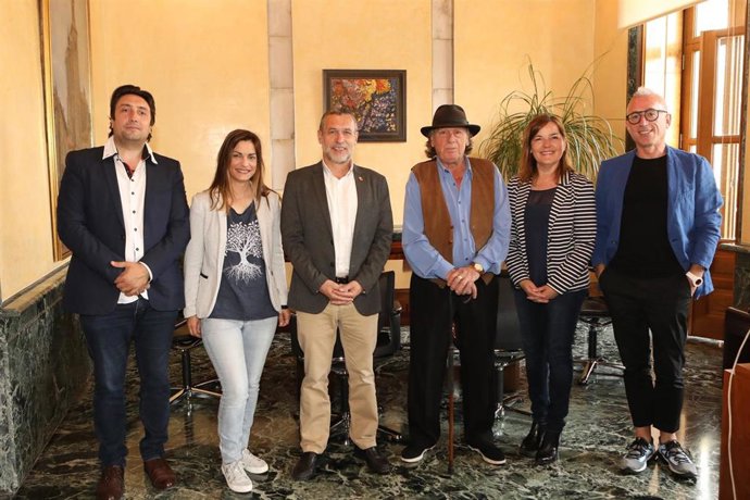 El Gobierno foral firma un convenio con Gaz Kaló para un programa de actividades de inclusión de la población gitana