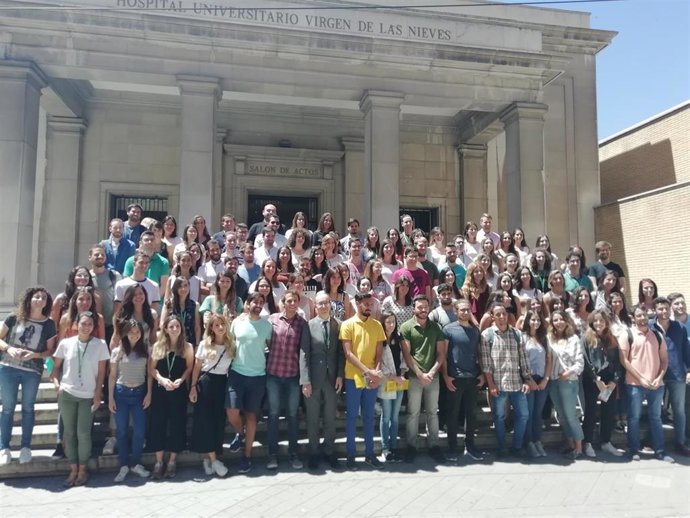 Granada.- Más de 200 especialistas internos residentes se incorporan a los hospitales de la provincia