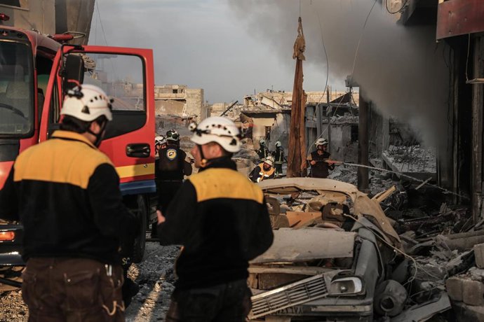 AMP.- Siria.- Mueren once personas en una serie de bombardeos y ataques con artillería del Ejército de Siria en Idlib