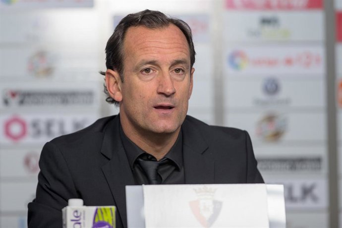 SADAR, PAMPLONA, SPAIN: La Liga de Fútbol, ??CA Osasuna vs Tenerife; Etxeberria, coach of Tenerife, in the press conference after the match of the League 123, on April 1, 2018