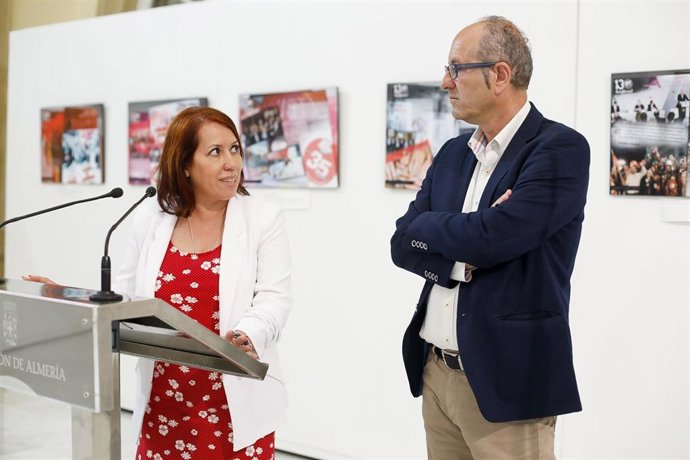 SaboresAlmería.- UGT Almería acerca los 130 años de historia de su organización con una muestra en el Patio de Luces
